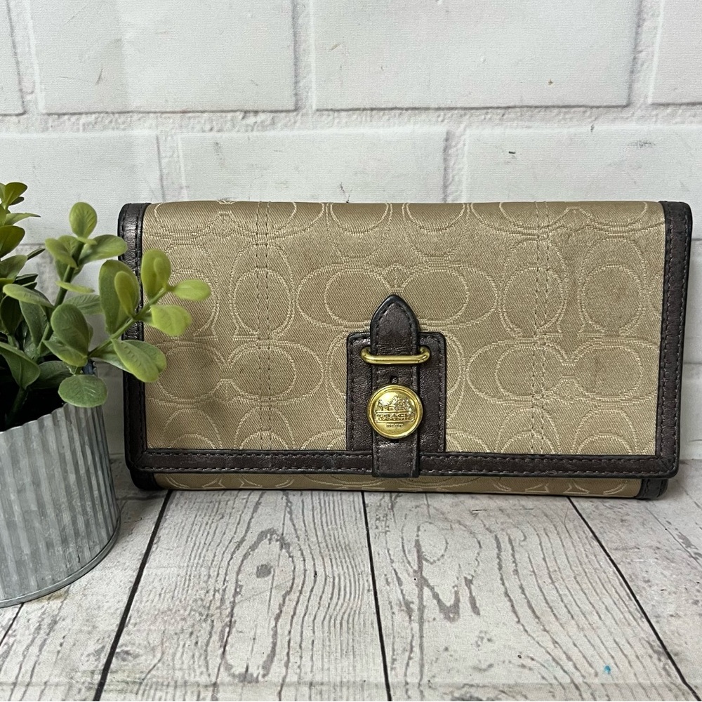 Coach New York Jacquard Patent Leather Trim Khaki Logo Tri Fold Wallet Checkbook